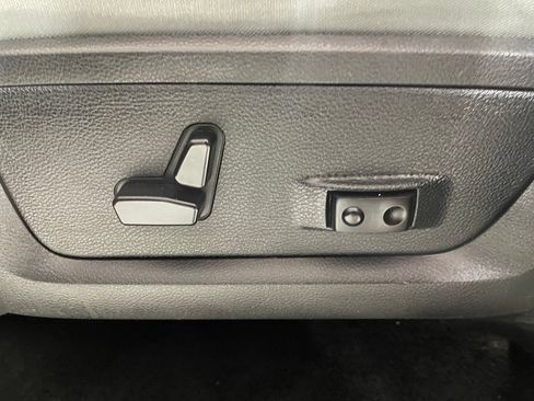 Used 2017 RAM 1500 Big Horn image 11