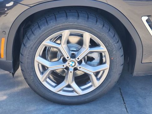 Used 2023 BMW X4 xDrive30i w/ Parking Assistance Package image 10