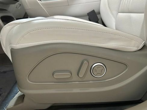 Used 2026 Hyundai Palisade SEL Premium FWD image 37