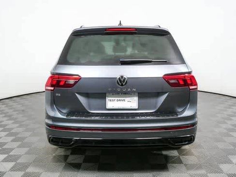 Certified 2023 Volkswagen Tiguan SE R-Line image 24