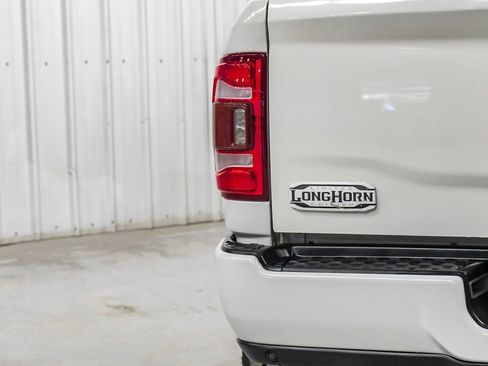 Used 2022 RAM 3500 Limited AWD/4WD image 55