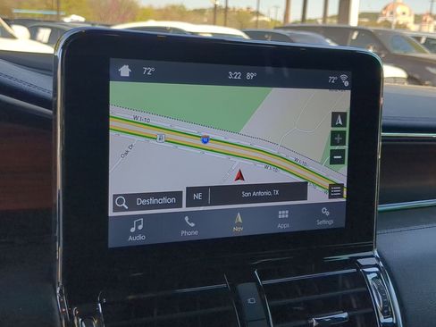 Used 2019 Lincoln Navigator L Reserve image 17