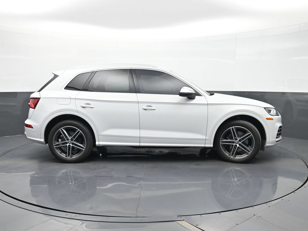 Used 2020 Audi SQ5 Premium Plus w/ Premium Plus Package AWD/4WD image 24