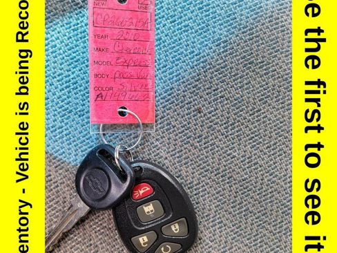 Used 2010 Chevrolet Express 2500 LT w/ LT Preferred Equipment Group RWD image 26