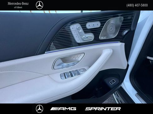 New 2026 Mercedes-Benz GLS 580 4MATIC image 12