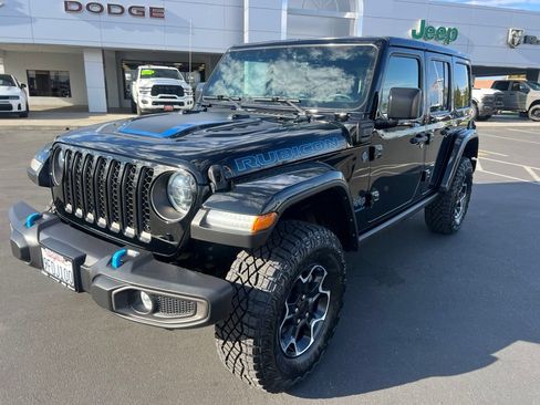 Used 2023 Jeep Wrangler Unlimited Rubicon 4xe w/ Cold Weather Group AWD/4WD image 3