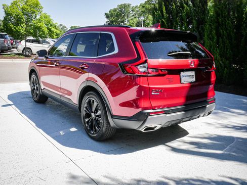 Used 2024 Honda CR-V Sport Touring image 8