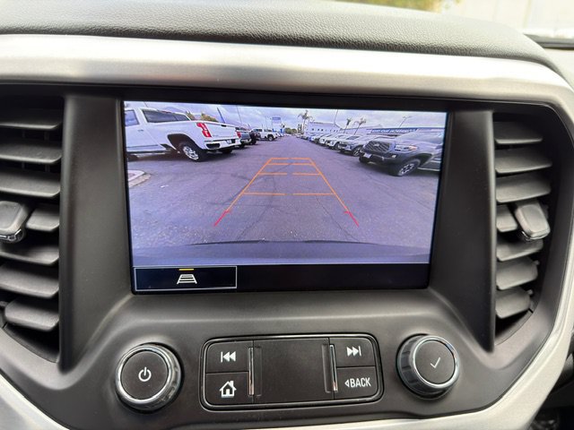 Used 2023 GMC Acadia SLT AWD/4WD image 40