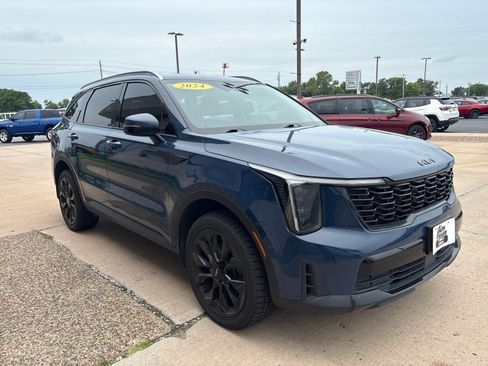 Used 2024 Kia Sorento EX AWD/4WD image 8