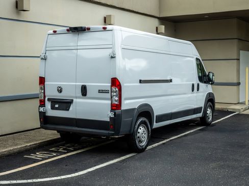 Used 2023 RAM ProMaster 2500 FWD image 7