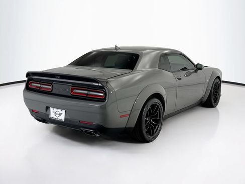 Used 2019 Dodge Challenger R/T Scat Pack RWD image 5