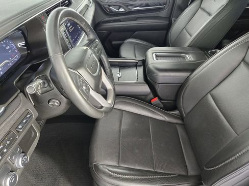 Used 2023 GMC Yukon XL Denali image 14
