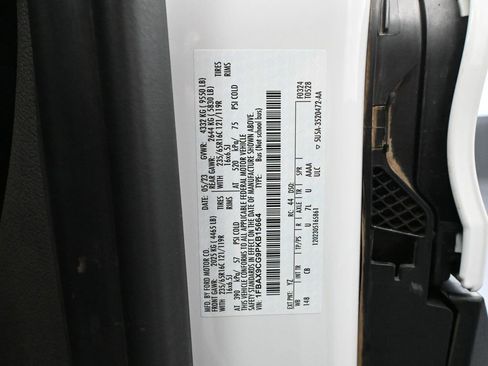 Used 2023 Ford Transit 350 XL image 49