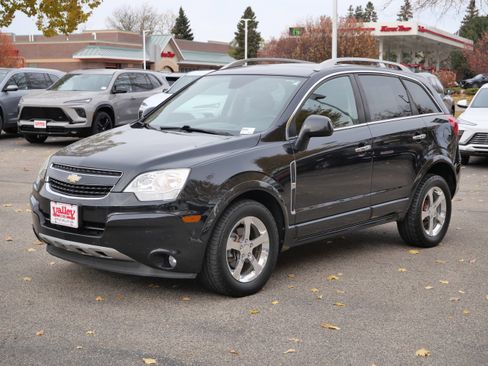 Used 2013 Chevrolet Captiva Sport LT w/ Convenience Package image 4