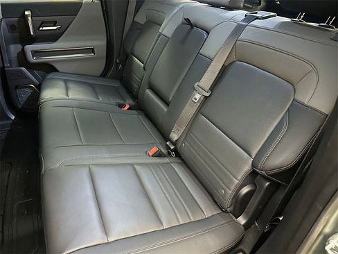 Used 2024 GMC Hummer EV 3X image 31