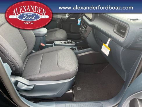 New 2025 Ford Maverick XL image 14