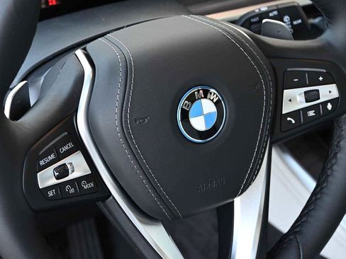 New 2026 BMW X5 xDrive50e w/ Executive Package image 33