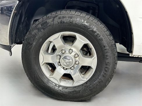 Used 2017 RAM 2500 Big Horn image 33