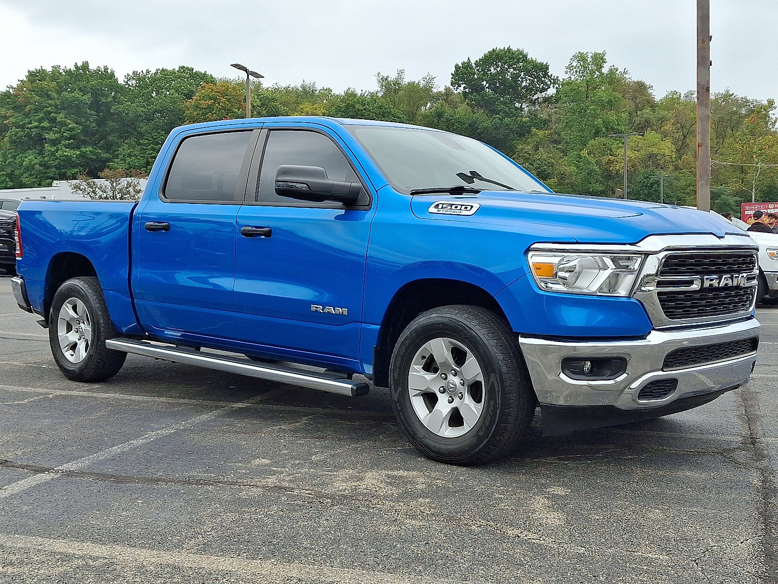 Certified 2024 RAM 1500 Big Horn AWD/4WD image 3
