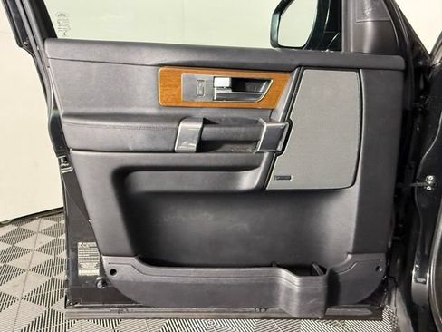 Used 2016 Land Rover LR4 HSE AWD/4WD image 20