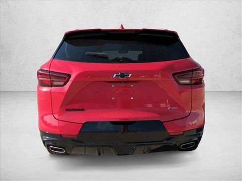 Used 2024 Chevrolet Blazer RS w/ Enhanced Convenience Package FWD image 6