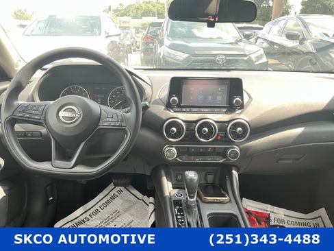Used 2024 Nissan Sentra S FWD image 15