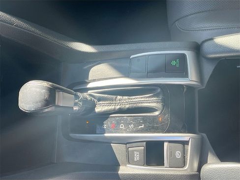 Used 2019 Honda Civic EX-L image 16
