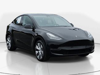 Used 2023 Tesla Model Y Long Range AWD/4WD video 3