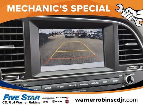 Used 2017 Hyundai Elantra SE FWD image 22