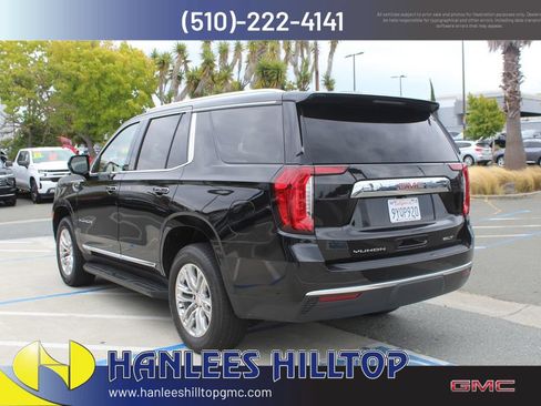 Used 2024 GMC Yukon SLT AWD/4WD image 9