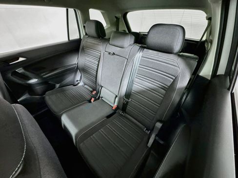 Used 2023 Volkswagen Tiguan S FWD image 21