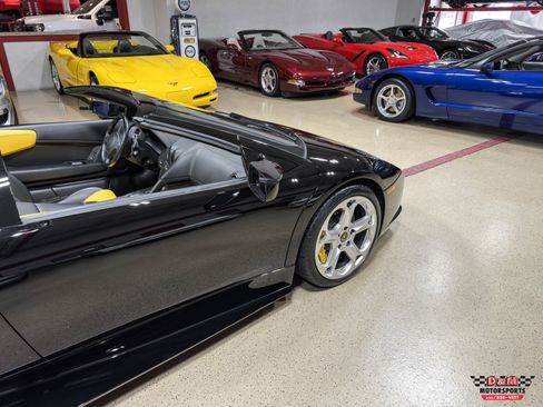 Used 2005 Lamborghini Murcielago Roadster image 50