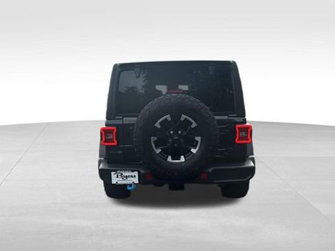 Used 2025 Jeep Wrangler Unlimited Rubicon 4xe AWD/4WD image 33