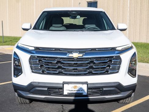 New 2026 Chevrolet Equinox LT image 3