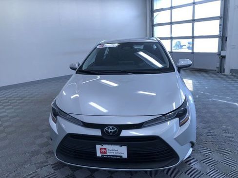 Certified 2025 Toyota Corolla LE image 14