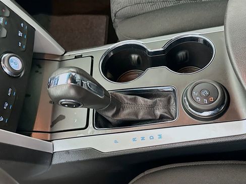 Used 2015 Ford Explorer XLT w/ Equipment Group 201B image 16