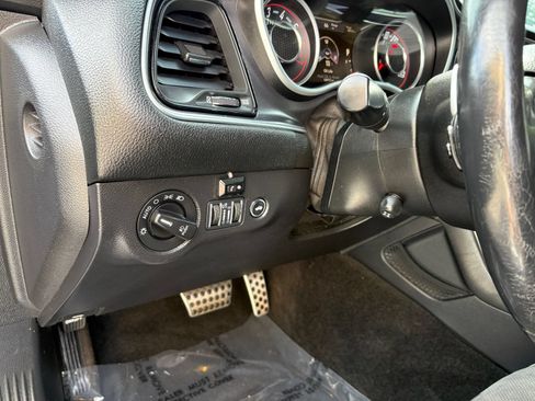Used 2015 Dodge Challenger R/T Plus RWD image 17