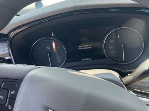 Used 2024 Cadillac XT6 Premium Luxury w/ Technology Package FWD image 8