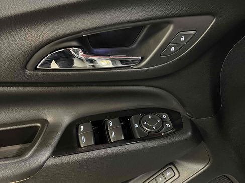 Used 2022 Chevrolet Equinox Premier image 66