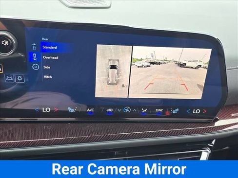 New 2026 Chevrolet Traverse Z71 w/ Enhanced Driving Package AWD/4WD image 23