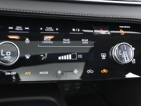 New 2026 INFINITI QX60 Luxe w/ Cargo Package image 11