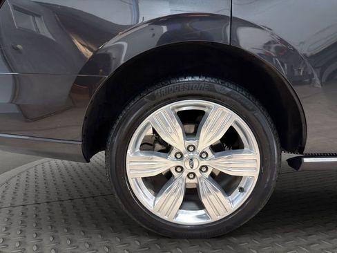 Used 2023 Ford Expedition Platinum AWD/4WD image 24