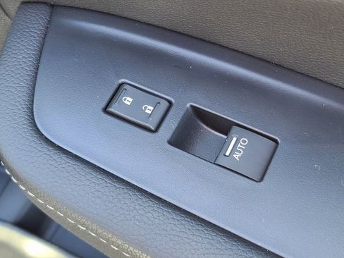 Certified 2025 Honda Ridgeline Sport image 22