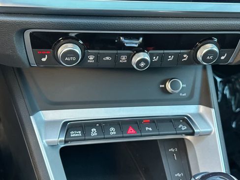 Used 2022 Audi Q3 2.0T Premium image 20