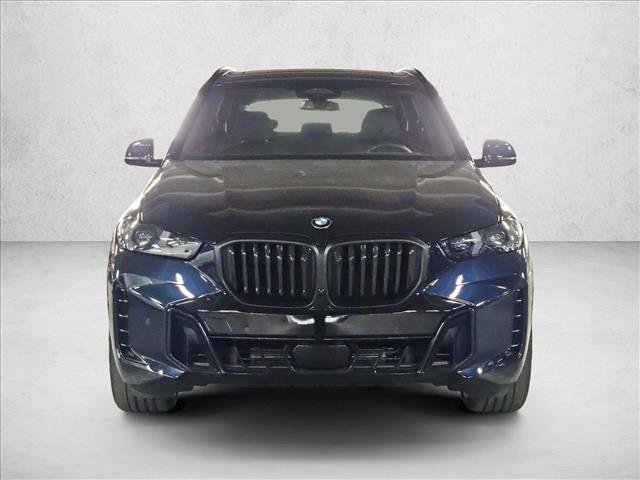Used 2026 BMW X5 xDrive40i w/ M Sport Package AWD/4WD image 2