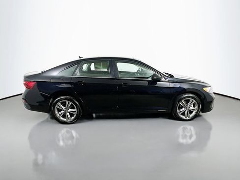 Used 2024 Volkswagen Jetta SE FWD image 7