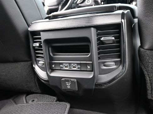 Used 2024 RAM 3500 Limited image 40