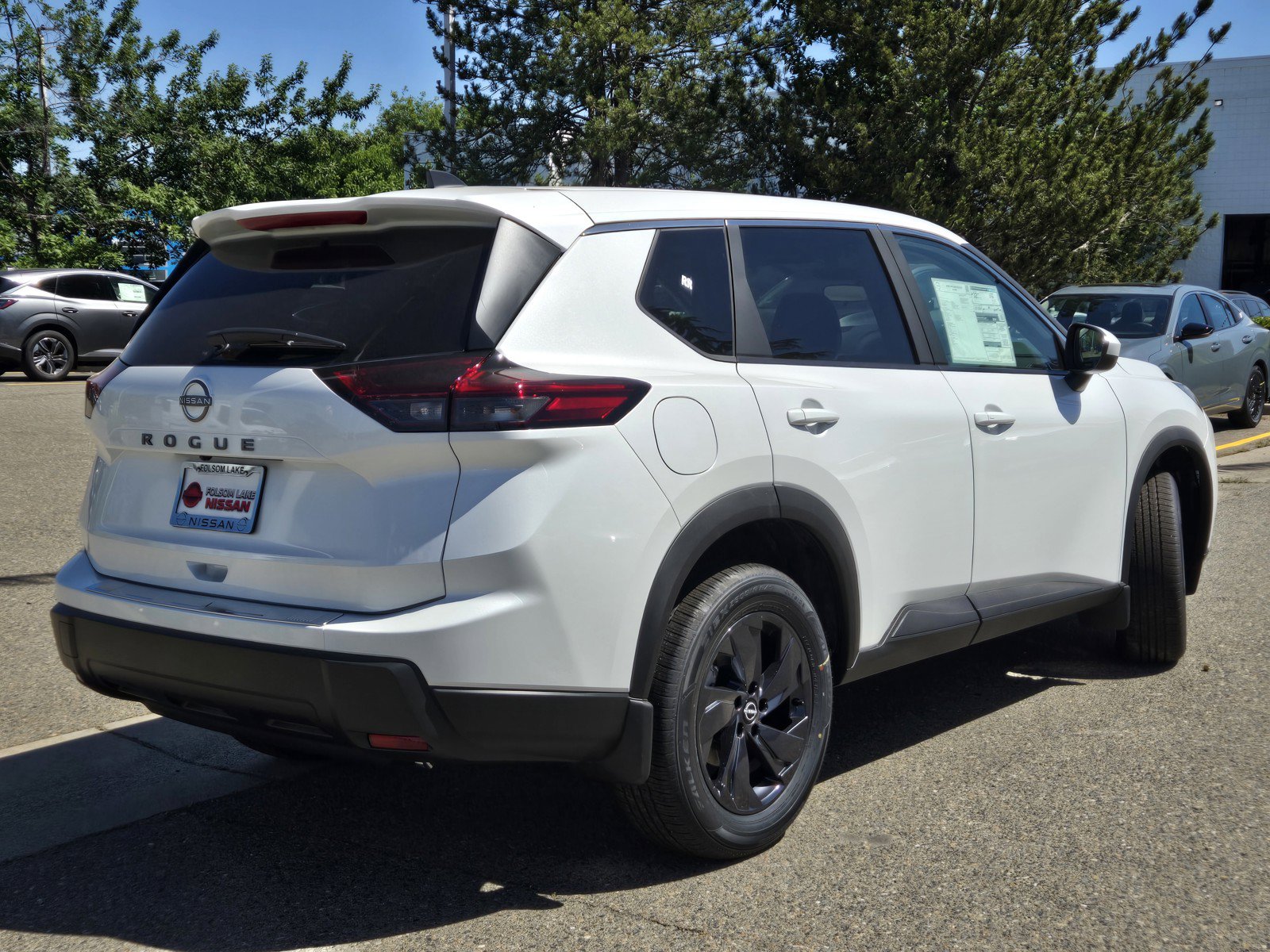 New 2026 Nissan Rogue SV FWD image 4