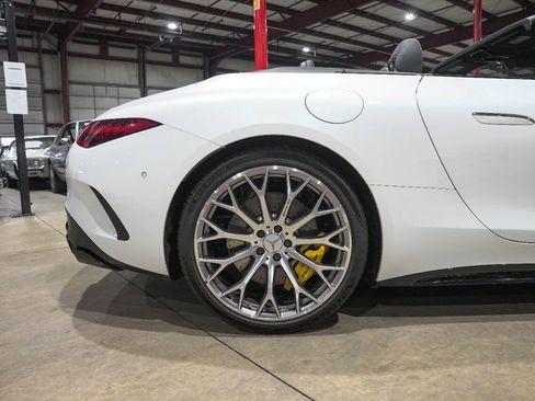 Used 2022 Mercedes-Benz SL 63 AMG 4MATIC image 9
