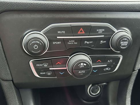 Used 2022 Dodge Charger GT RWD image 19